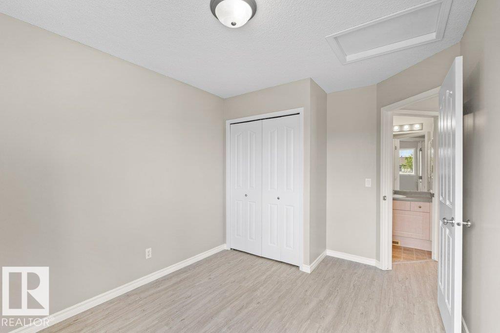 894 MCALLISTER CR SW — photo 28