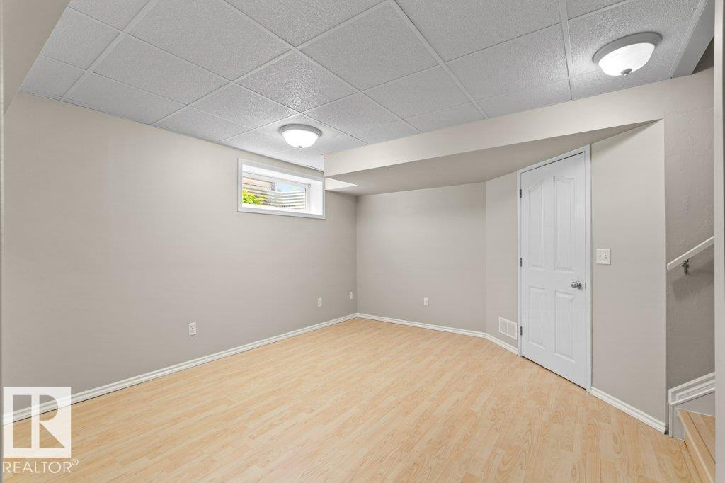 894 MCALLISTER CR SW — photo 29