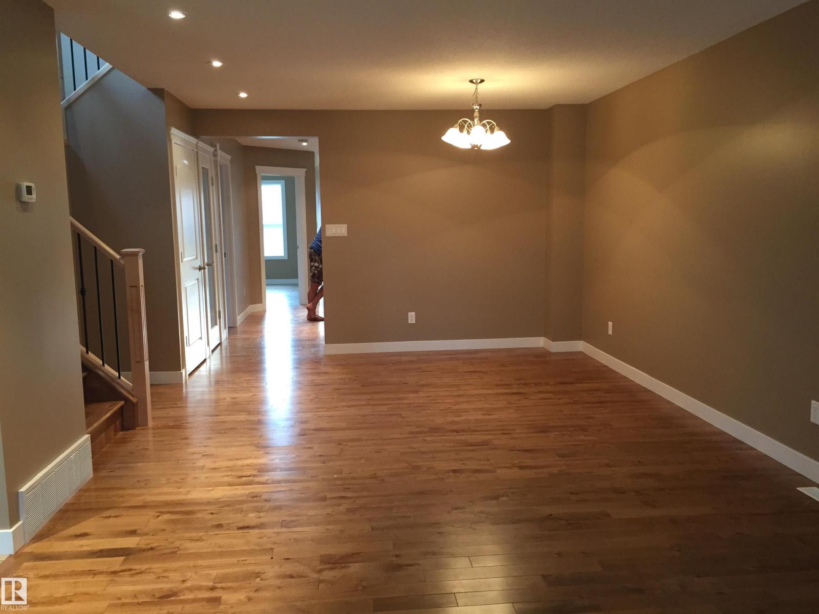 12224 88 ST NW NW - 2