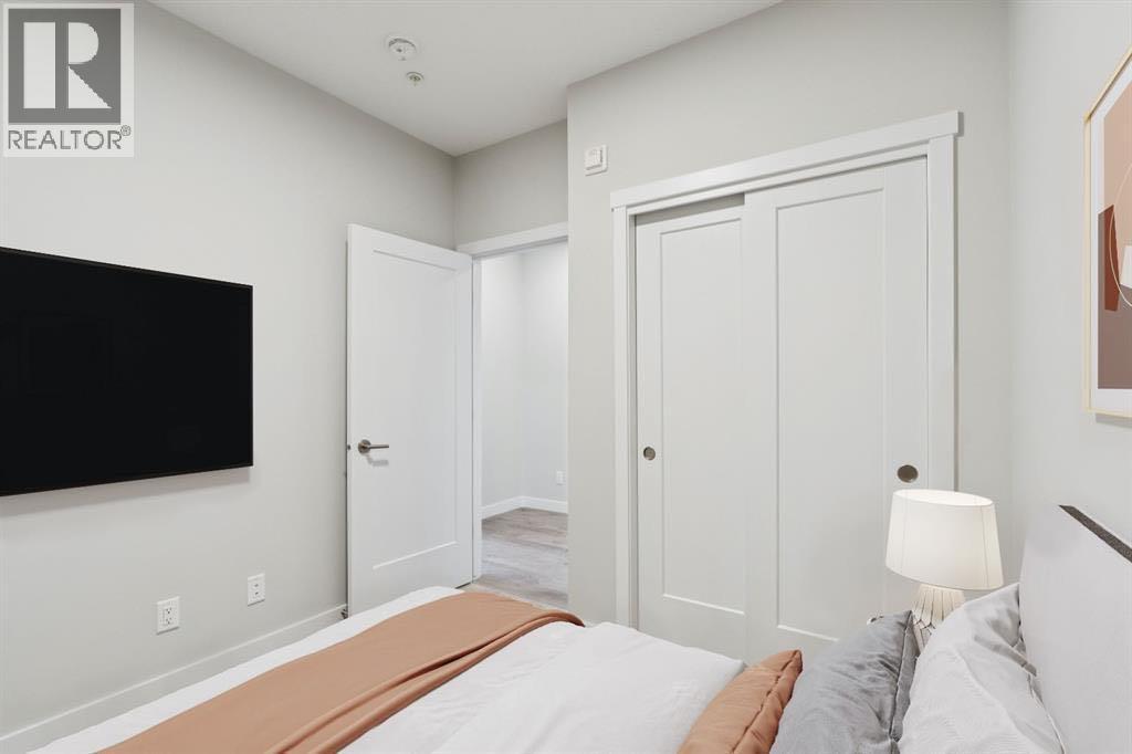 #412 700 Shawnee Square SW - 10