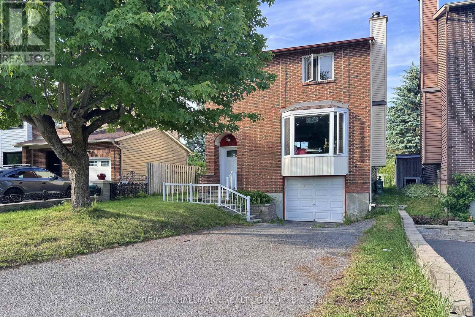 13 COOLSPRING CRESCENT - 1