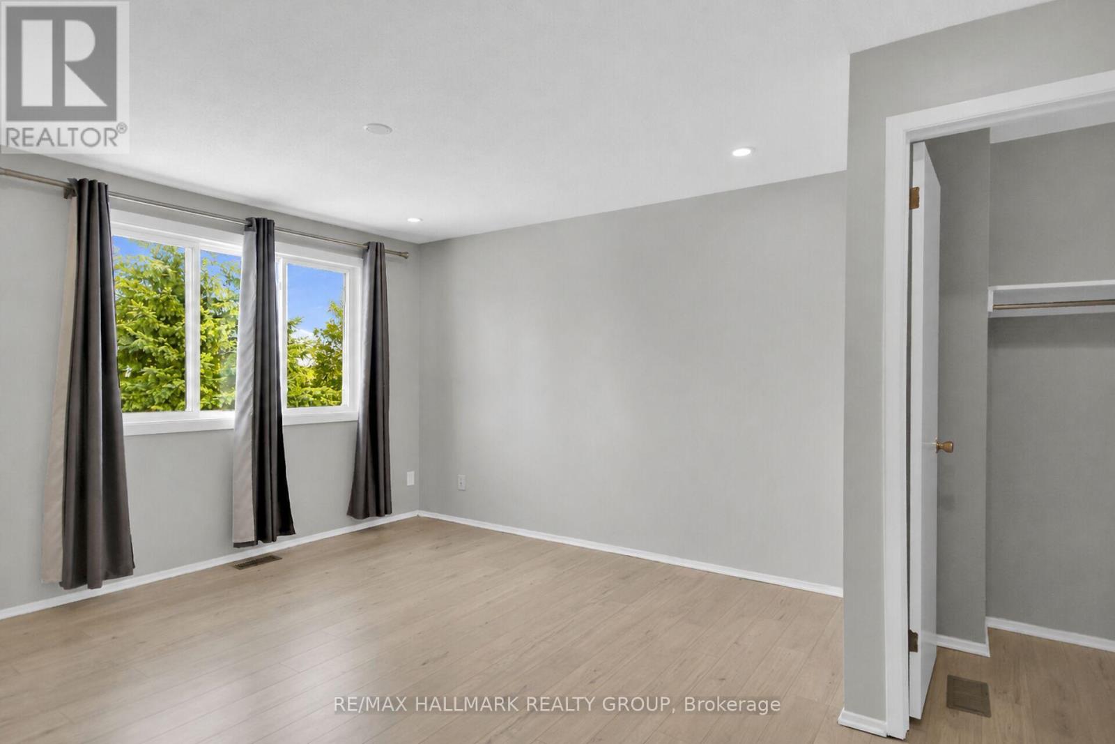 13 COOLSPRING CRESCENT - 11