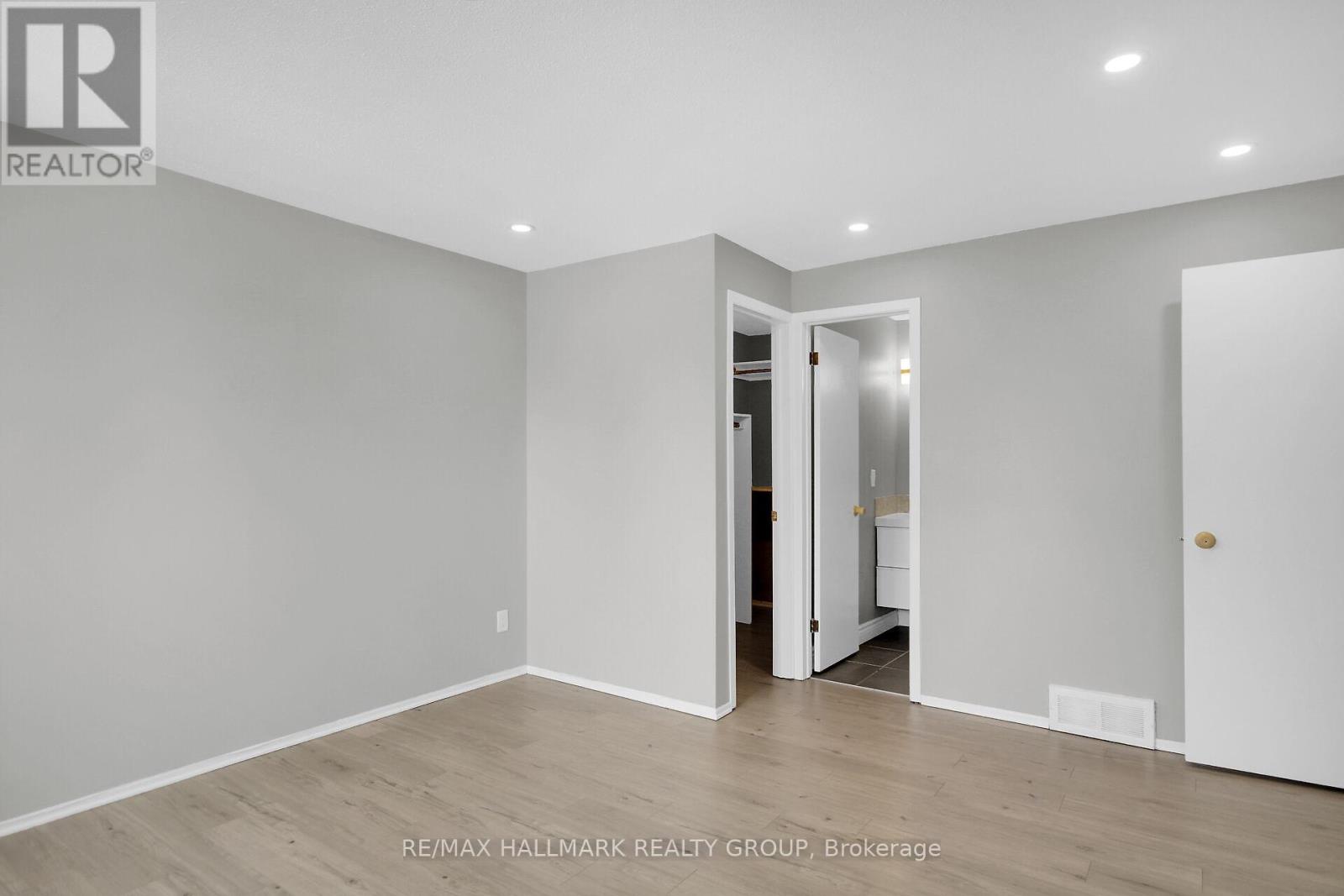 13 COOLSPRING CRESCENT - 13