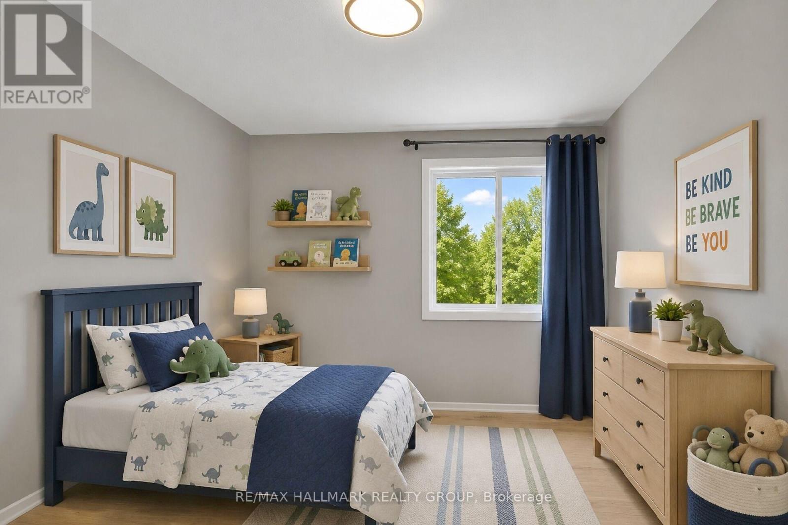 13 COOLSPRING CRESCENT - 16