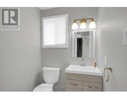 Bathroom - 13 Coolspring Crescent, Ottawa, ON K2E7M7 Photo 9