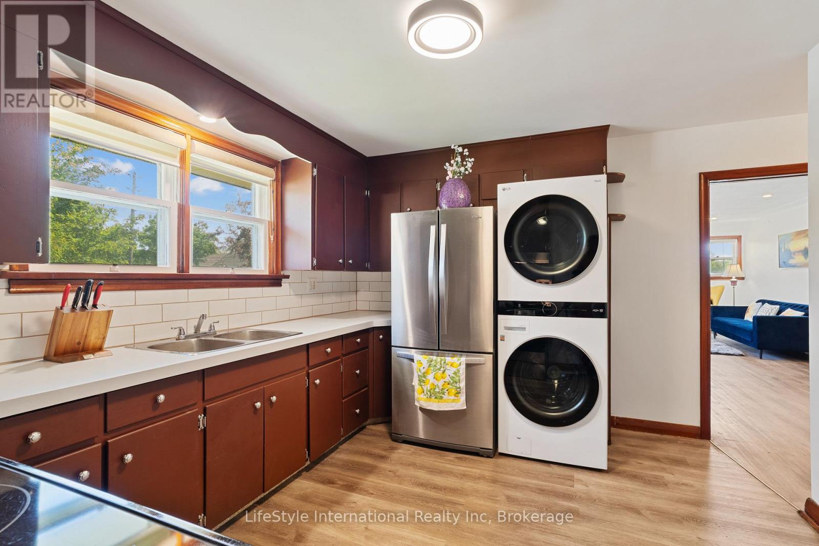 2 WESTMOUNT ROAD - 21