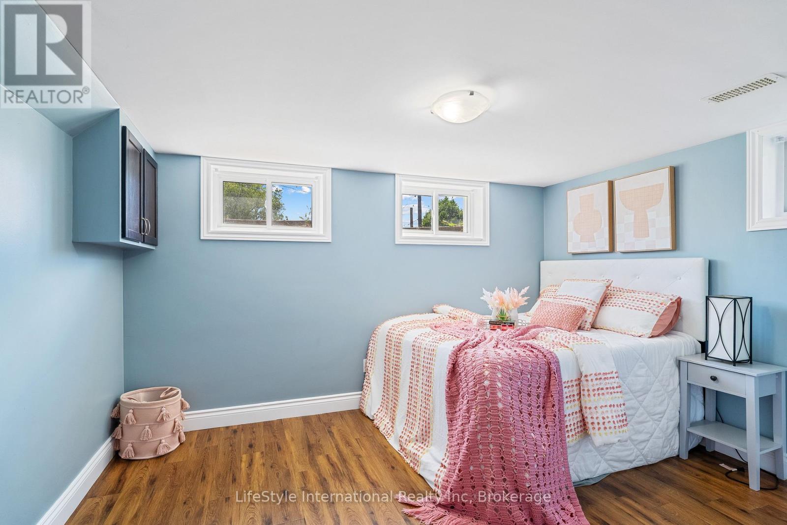 2 WESTMOUNT ROAD - 33