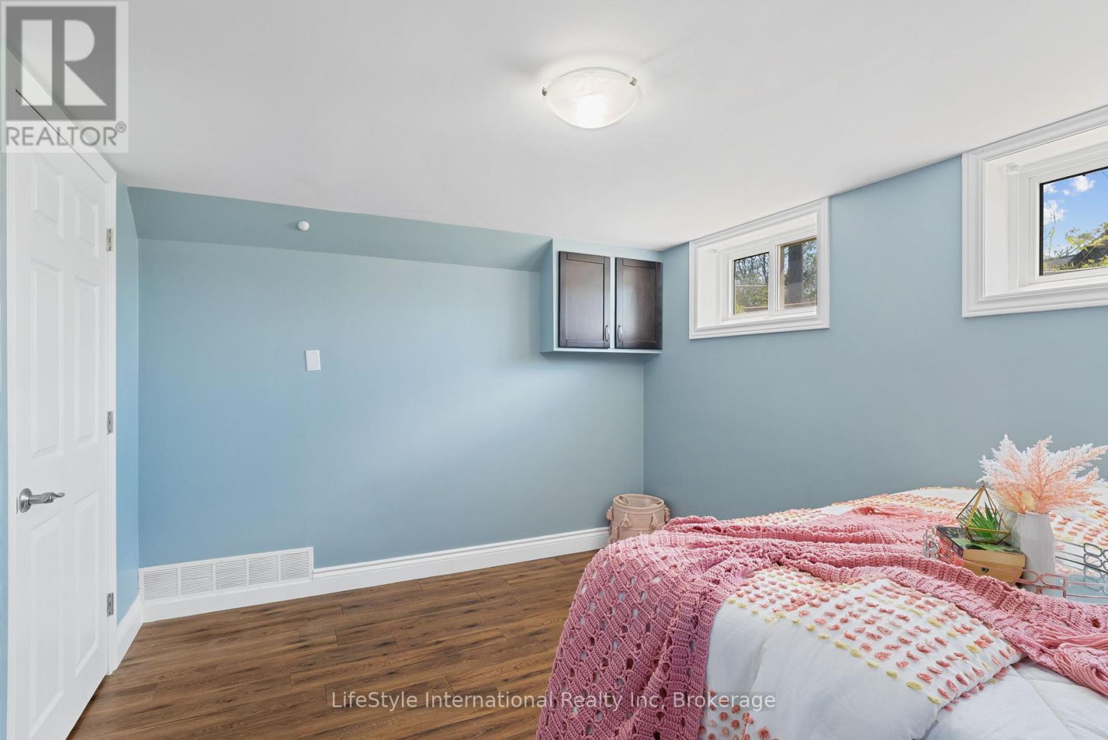 2 WESTMOUNT ROAD - 35