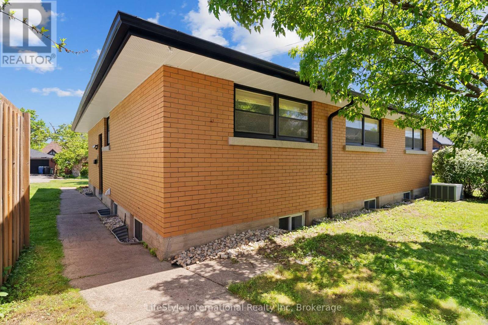 2 WESTMOUNT ROAD - 43