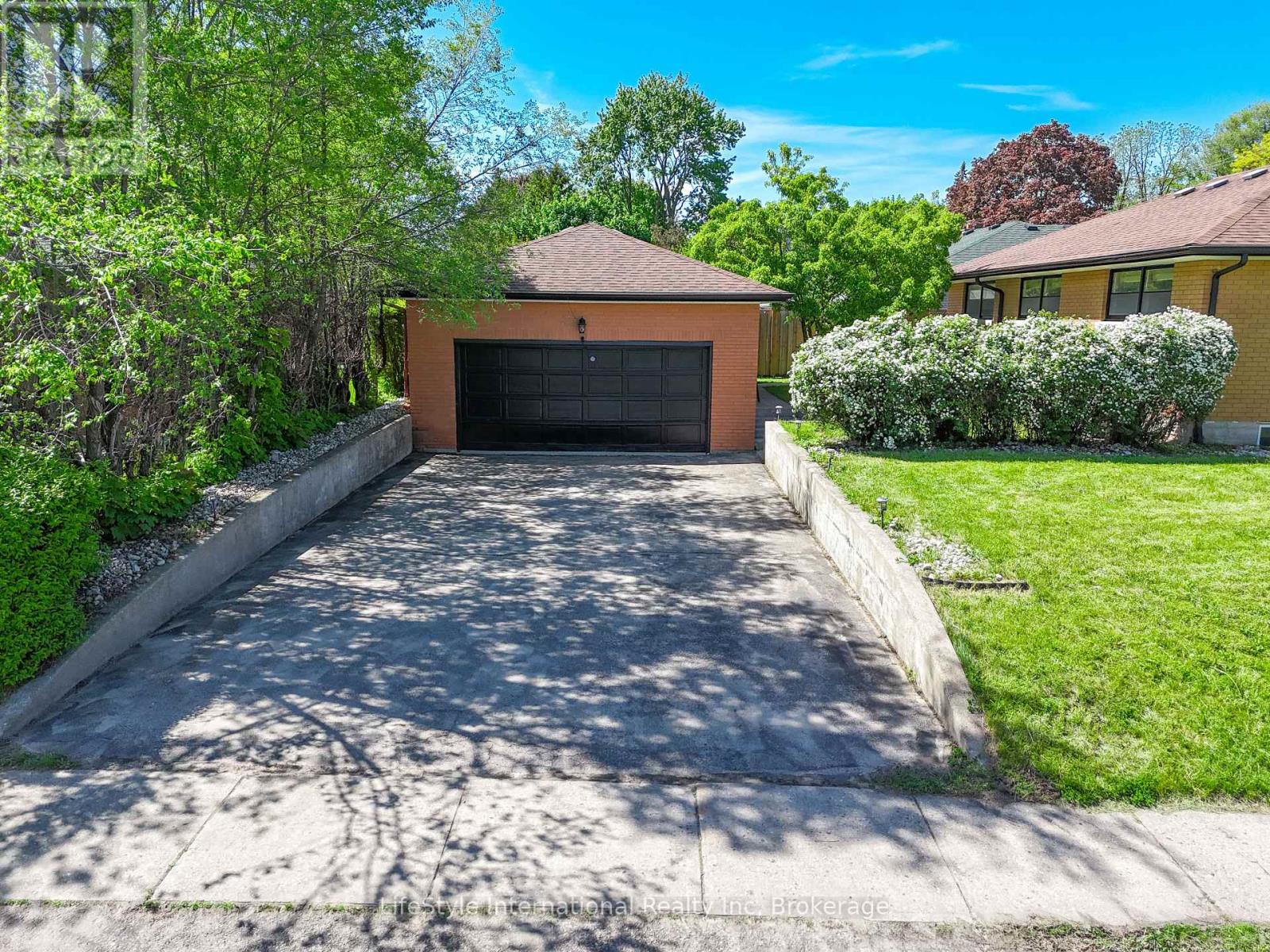 2 WESTMOUNT ROAD - 6