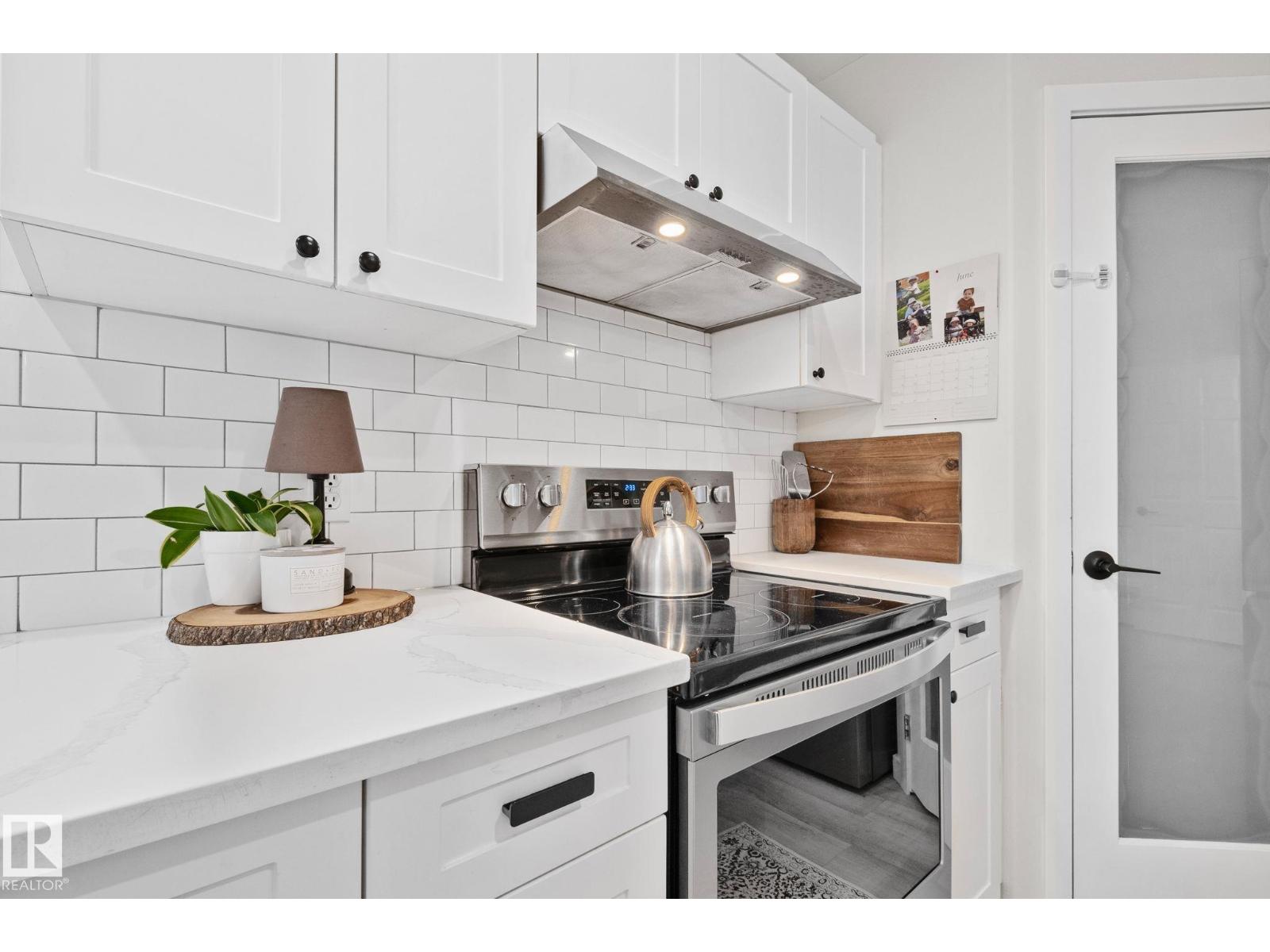 1604 TOMPKINS PL NW NW — photo 11
