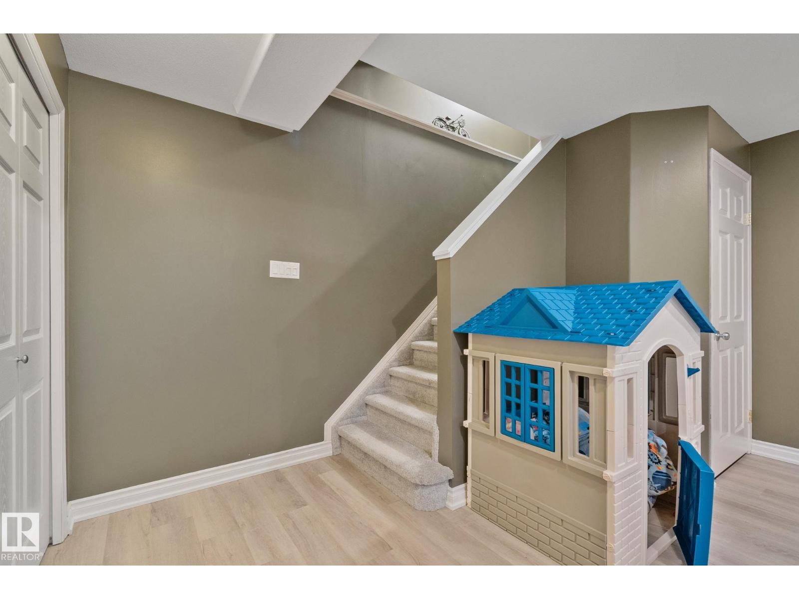 1604 TOMPKINS PL NW NW — photo 29