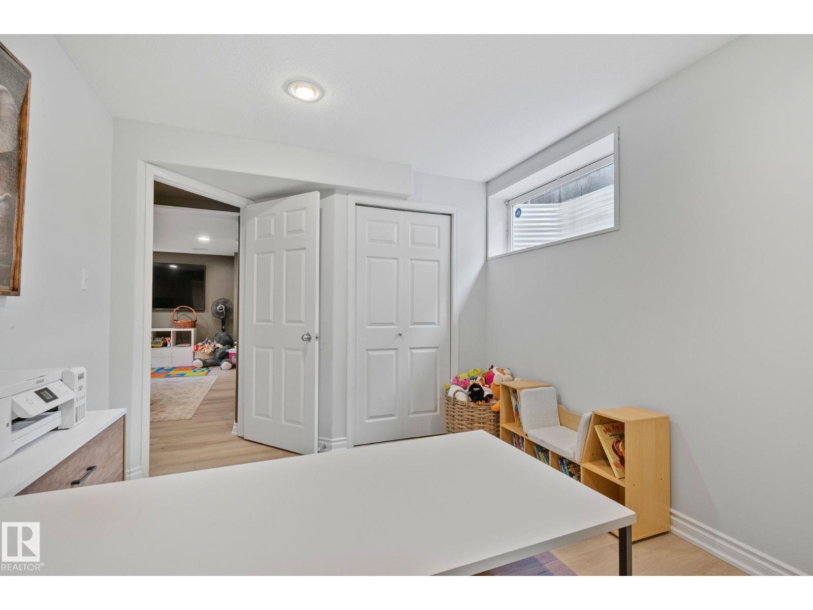 1604 TOMPKINS PL NW NW — photo 34