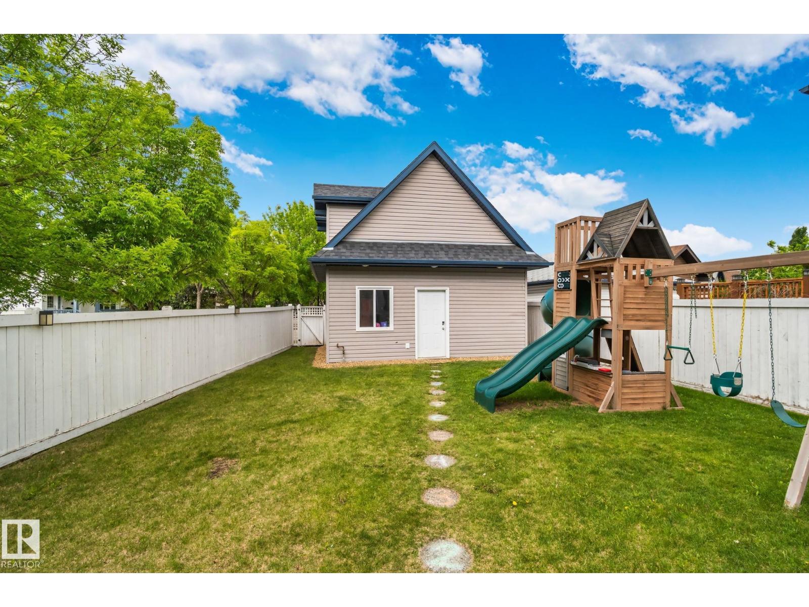 1604 TOMPKINS PL NW NW — photo 39