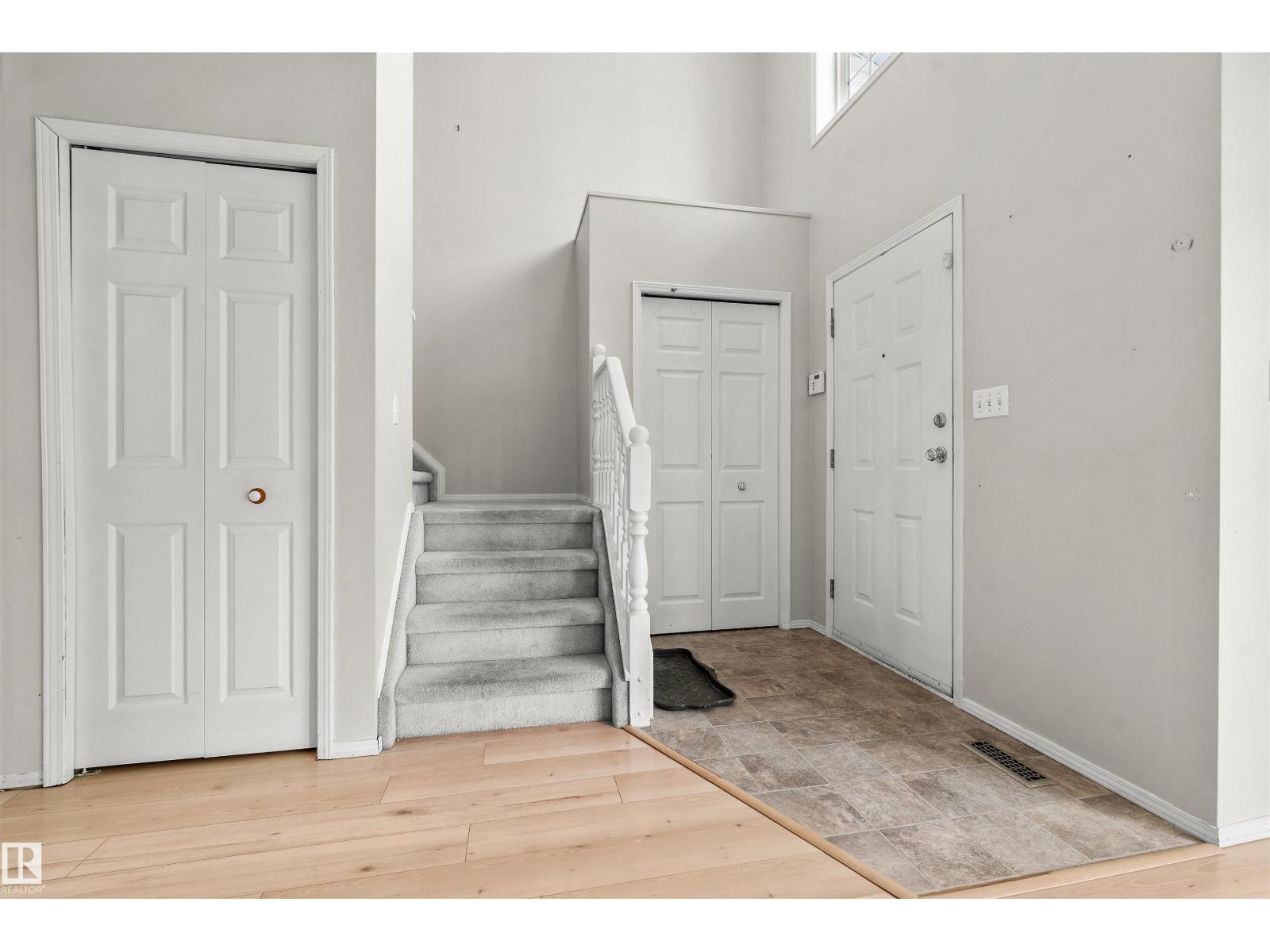 #32 3311 58 ST NW - 3