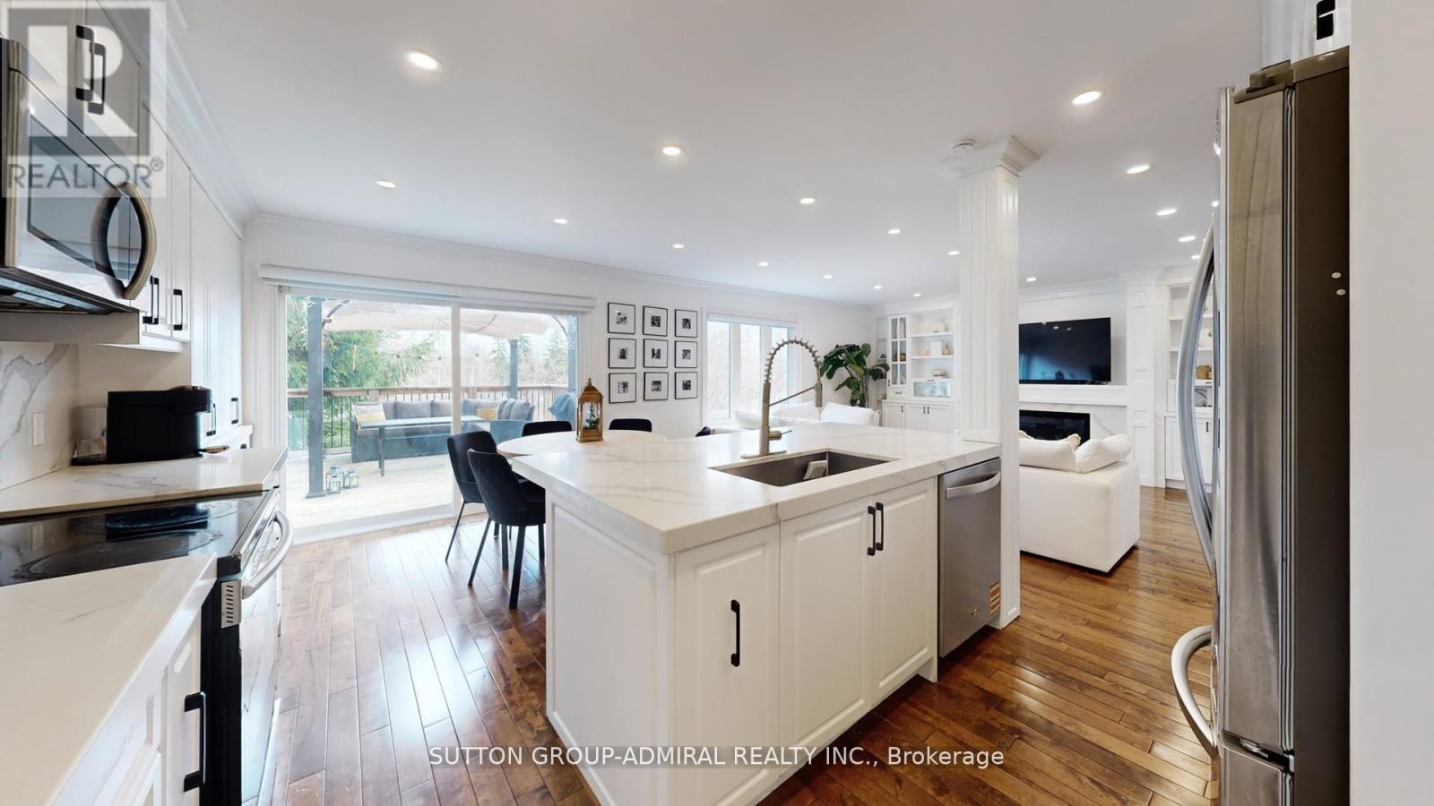 8 COLLEEN STREET - 18