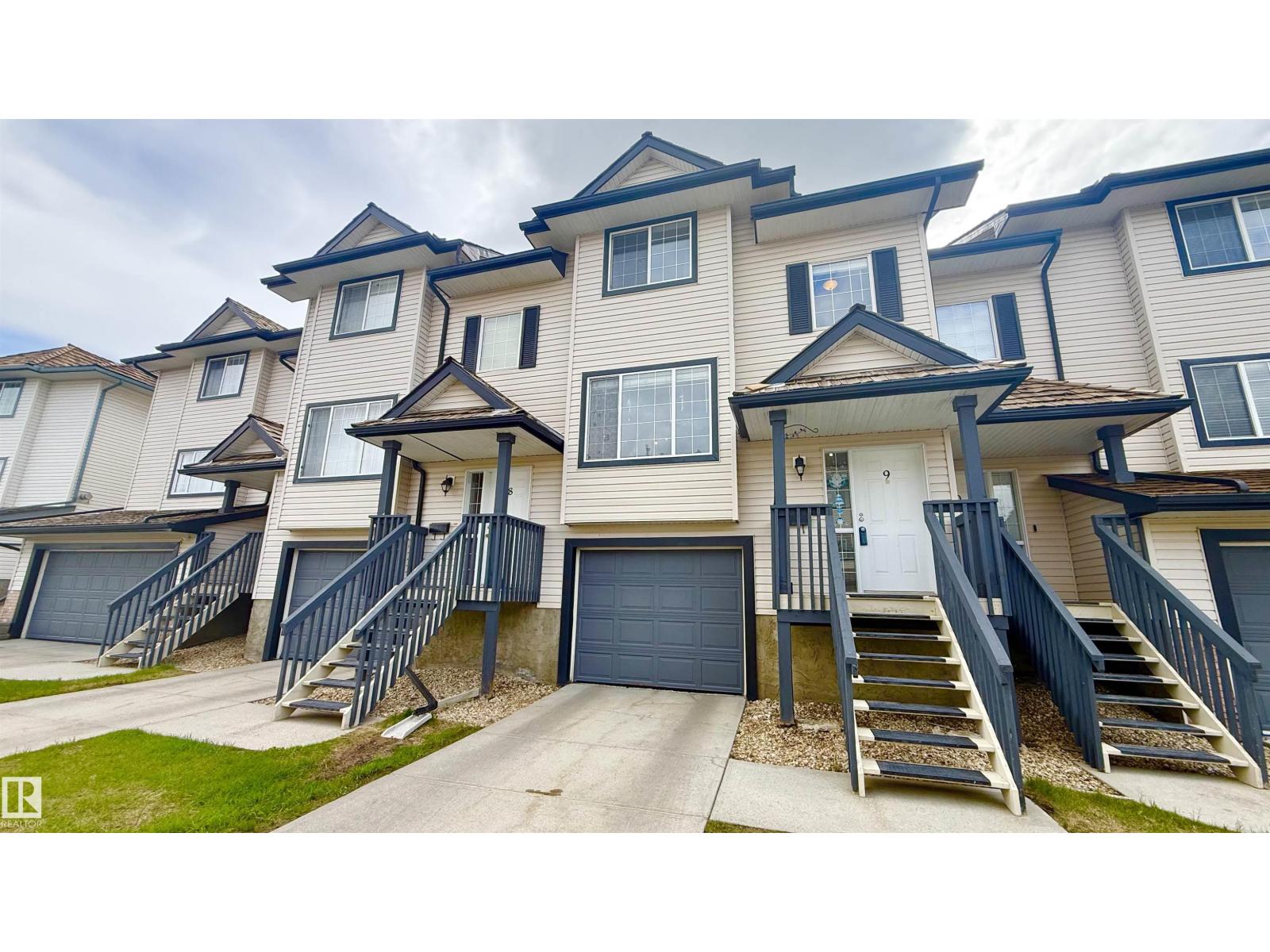 #9 225 BLACKBURN DR E SW - 1