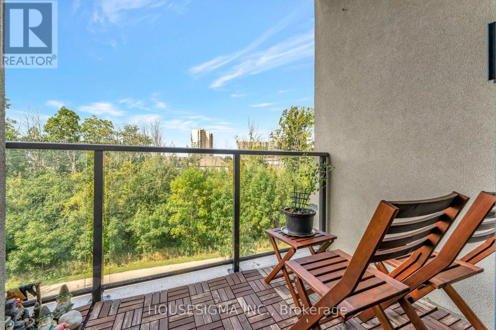 #322 125 SHOREVIEW PLACE - 16