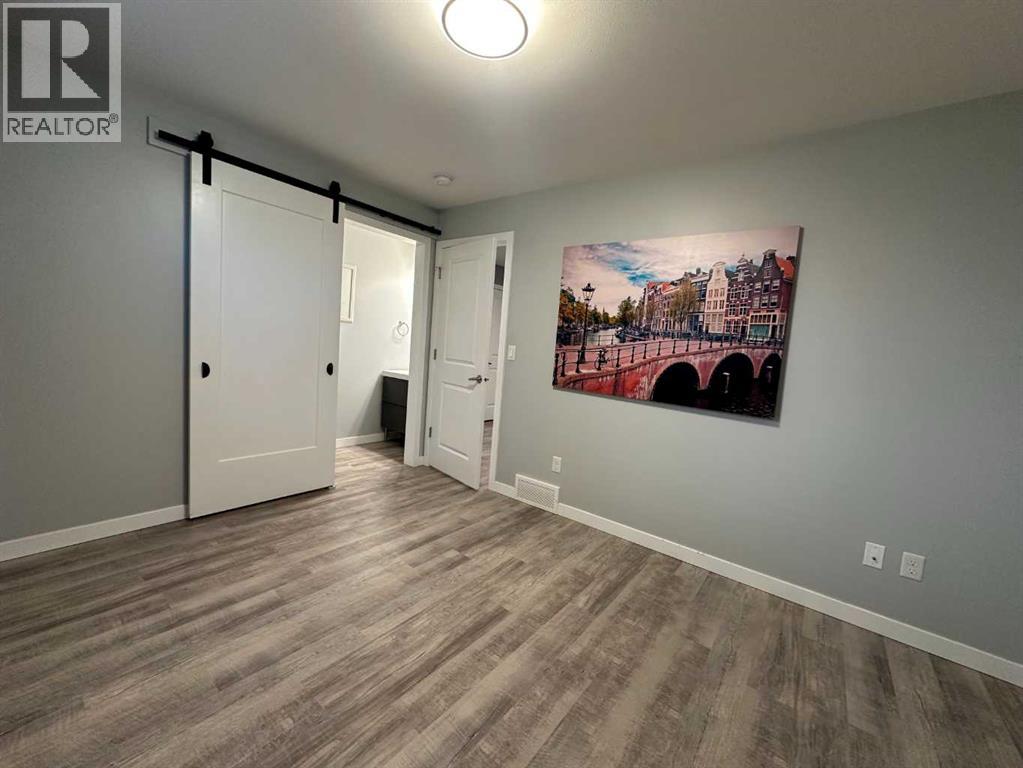 240 Lasalle Terrace W — photo 24
