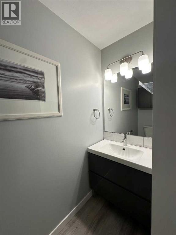 240 Lasalle Terrace W — photo 25