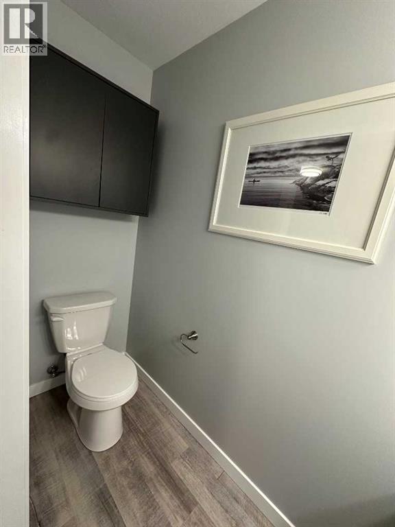 240 Lasalle Terrace W — photo 26