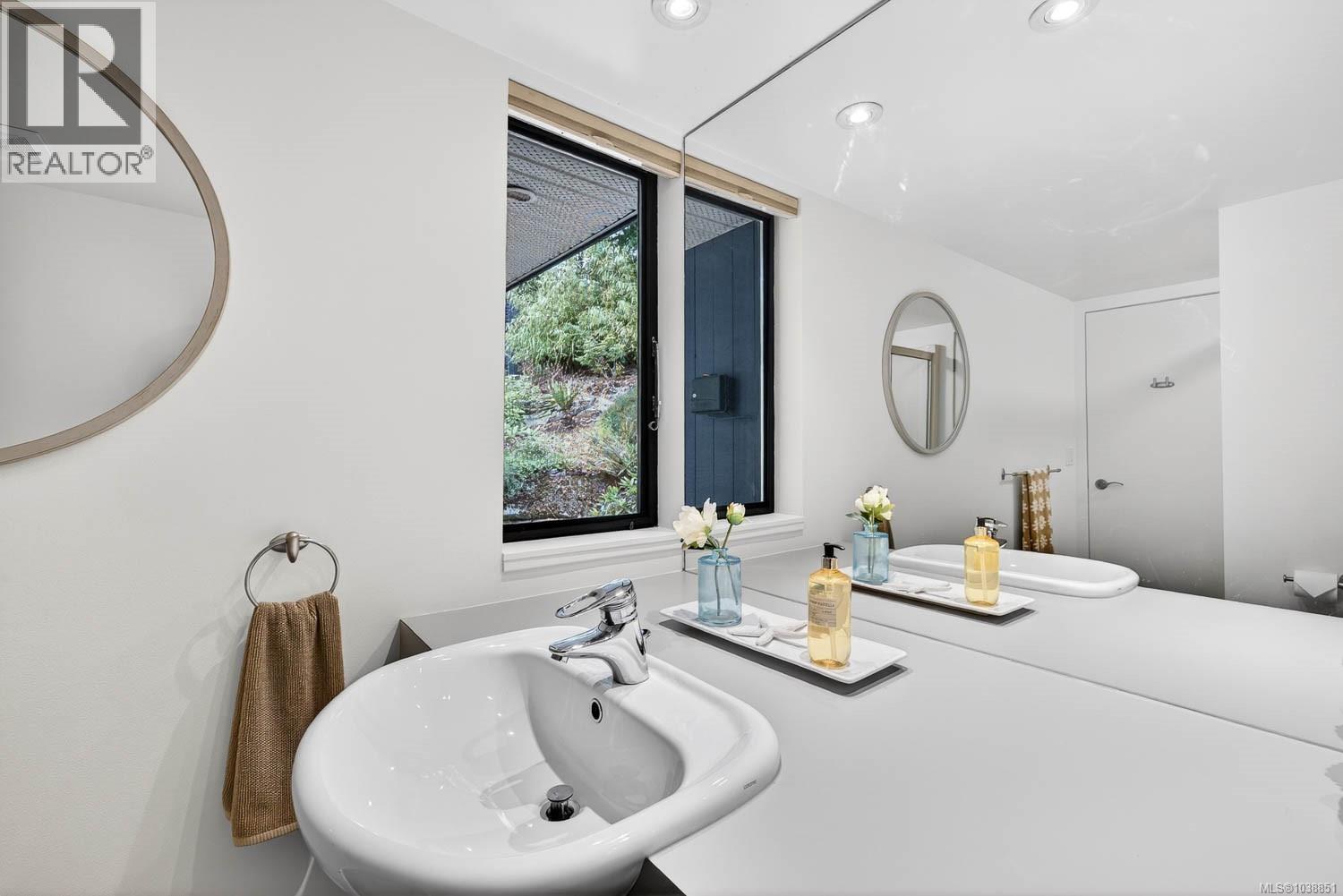 102 Village Terr - 27