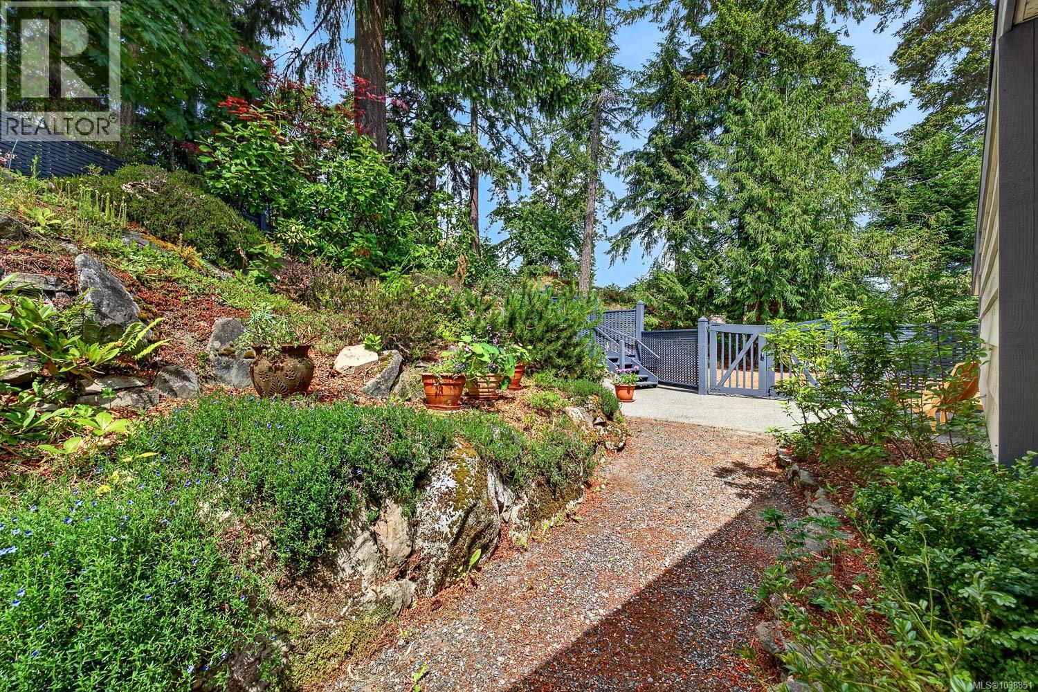 102 Village Terr - 44