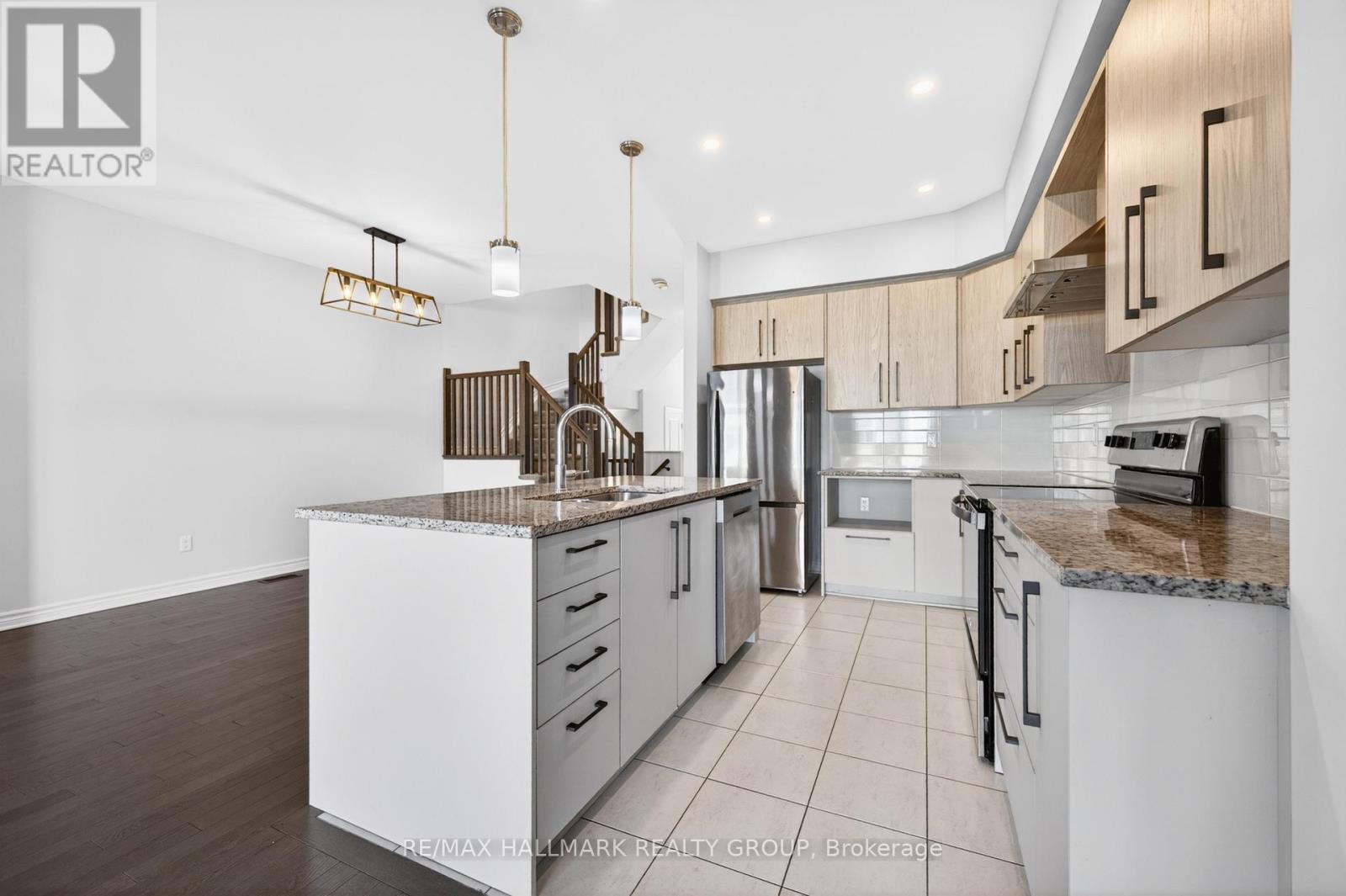 720 MIIKANA ROAD — photo 12 of 42