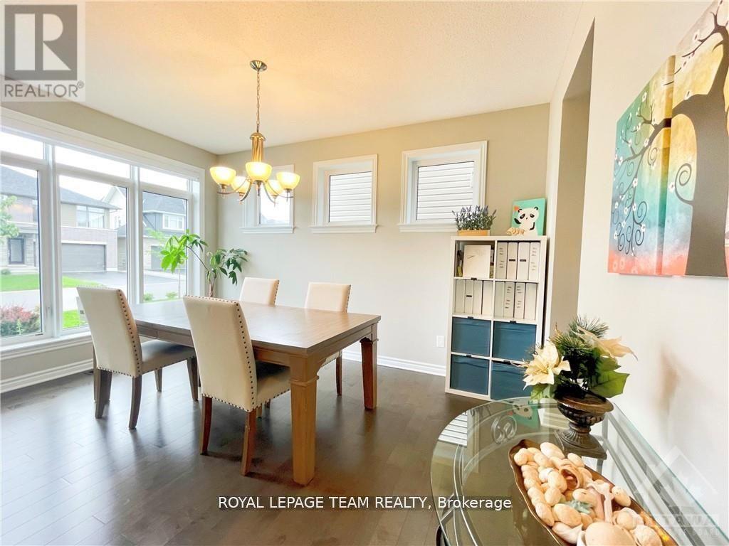 512 BRECCIA HEIGHTS — photo 10 of 47