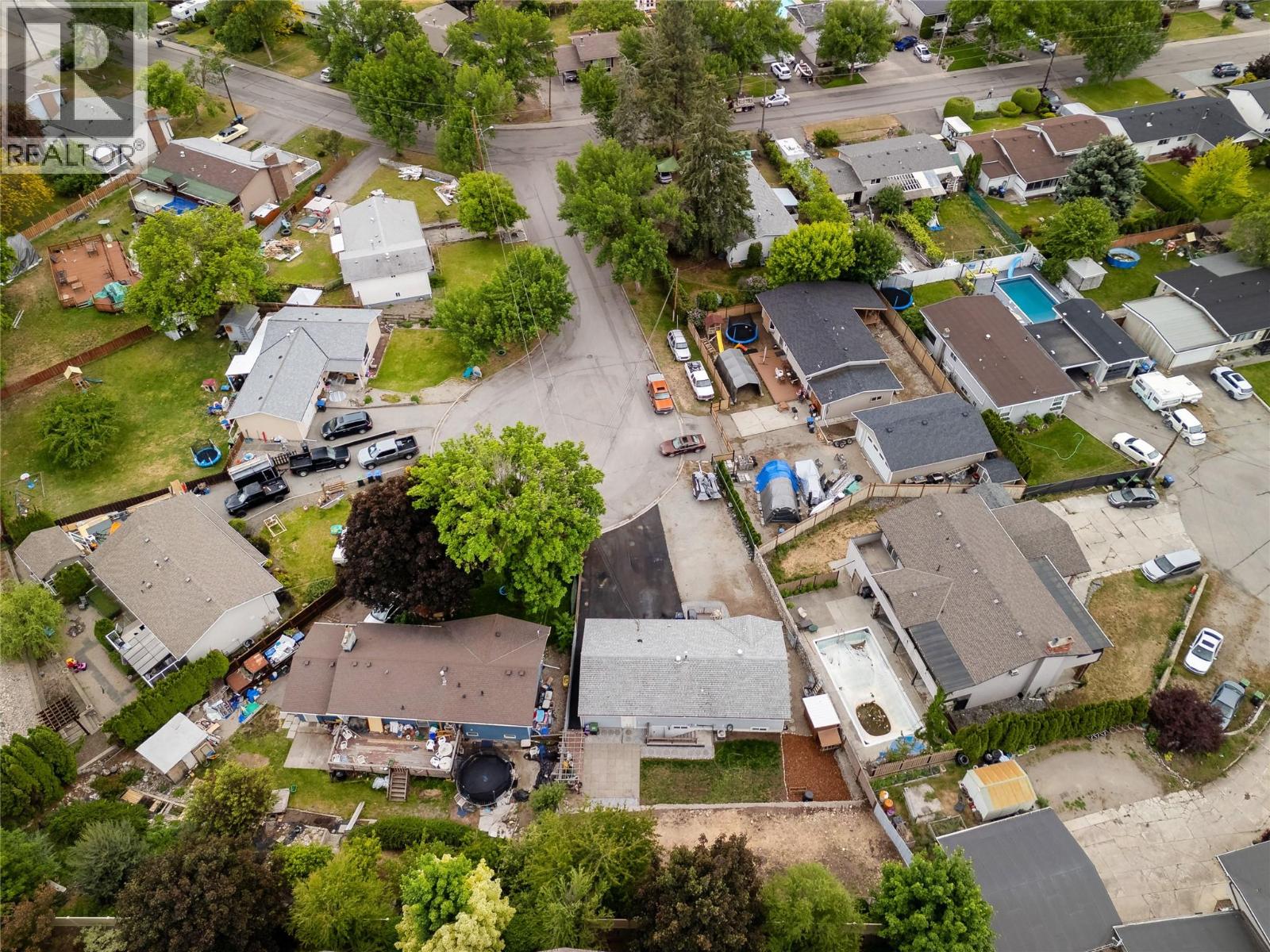 730 Cupar Road - 21