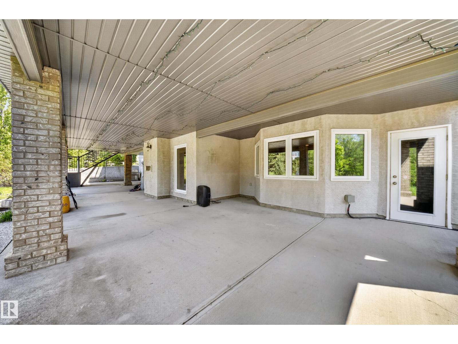 #50 52216 RGE ROAD 233 - 8
