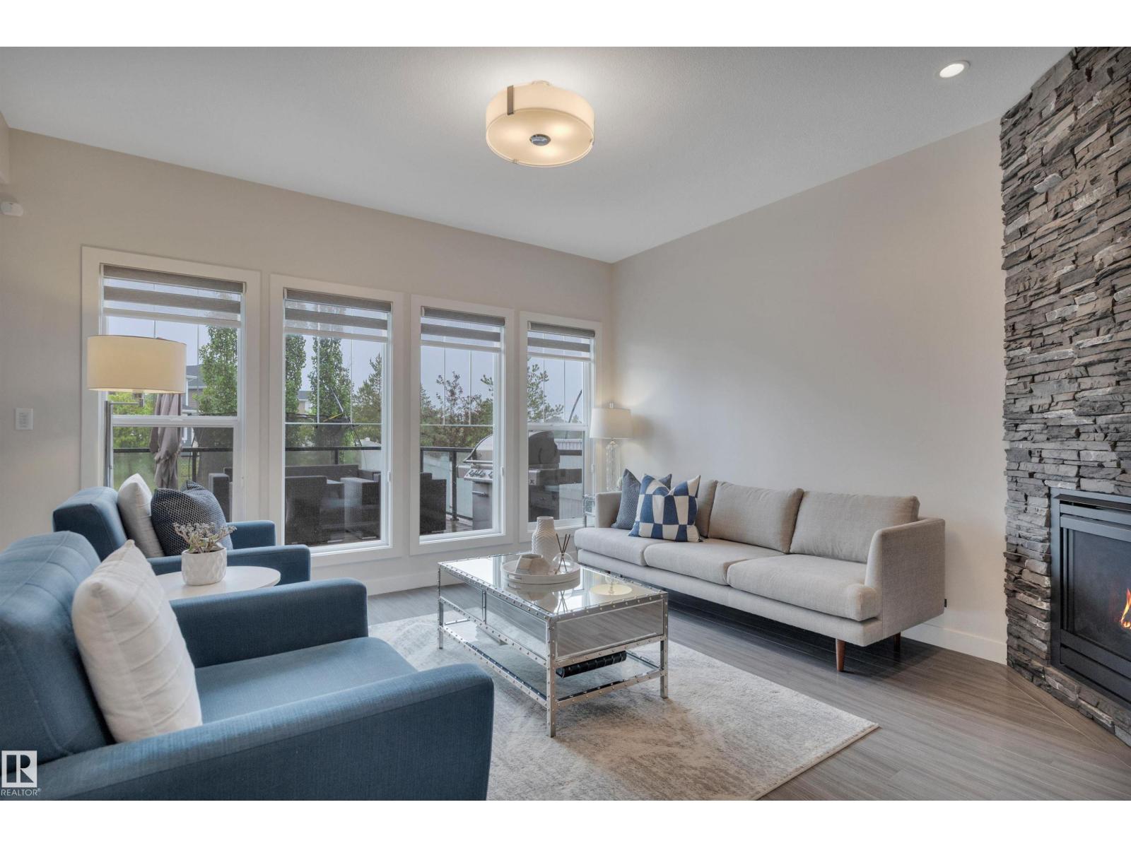 186 SHEPPARD CI — photo 8