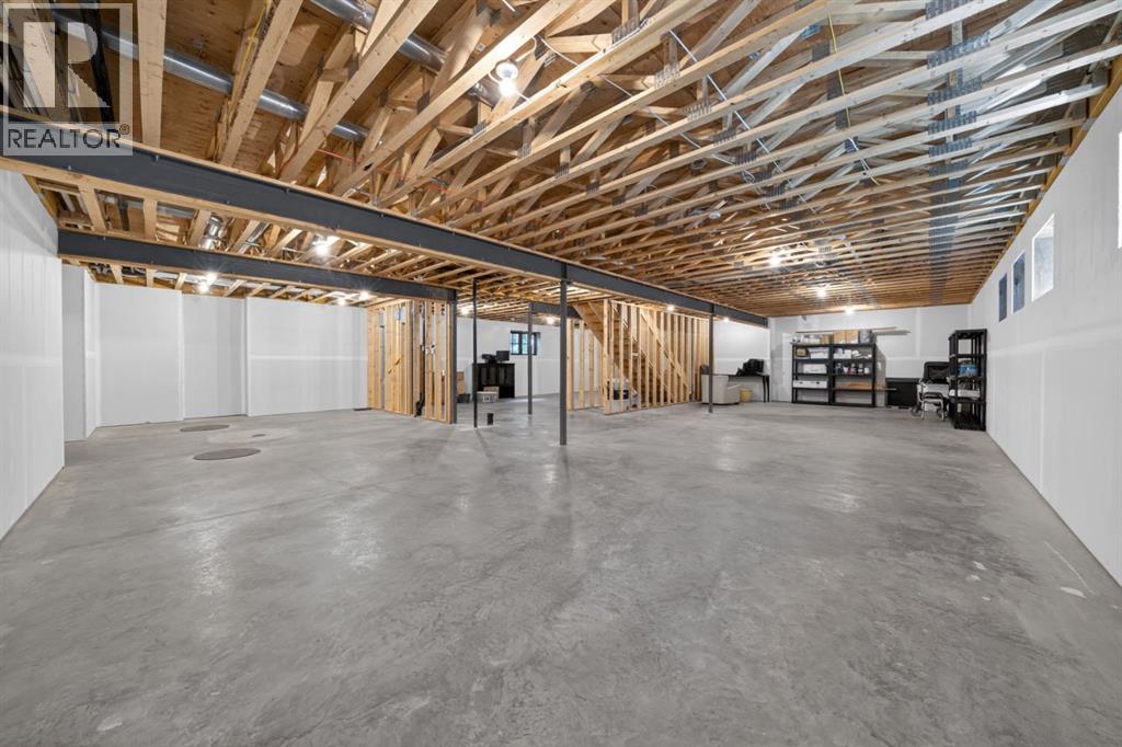 3021 3 Street SW — photo 24