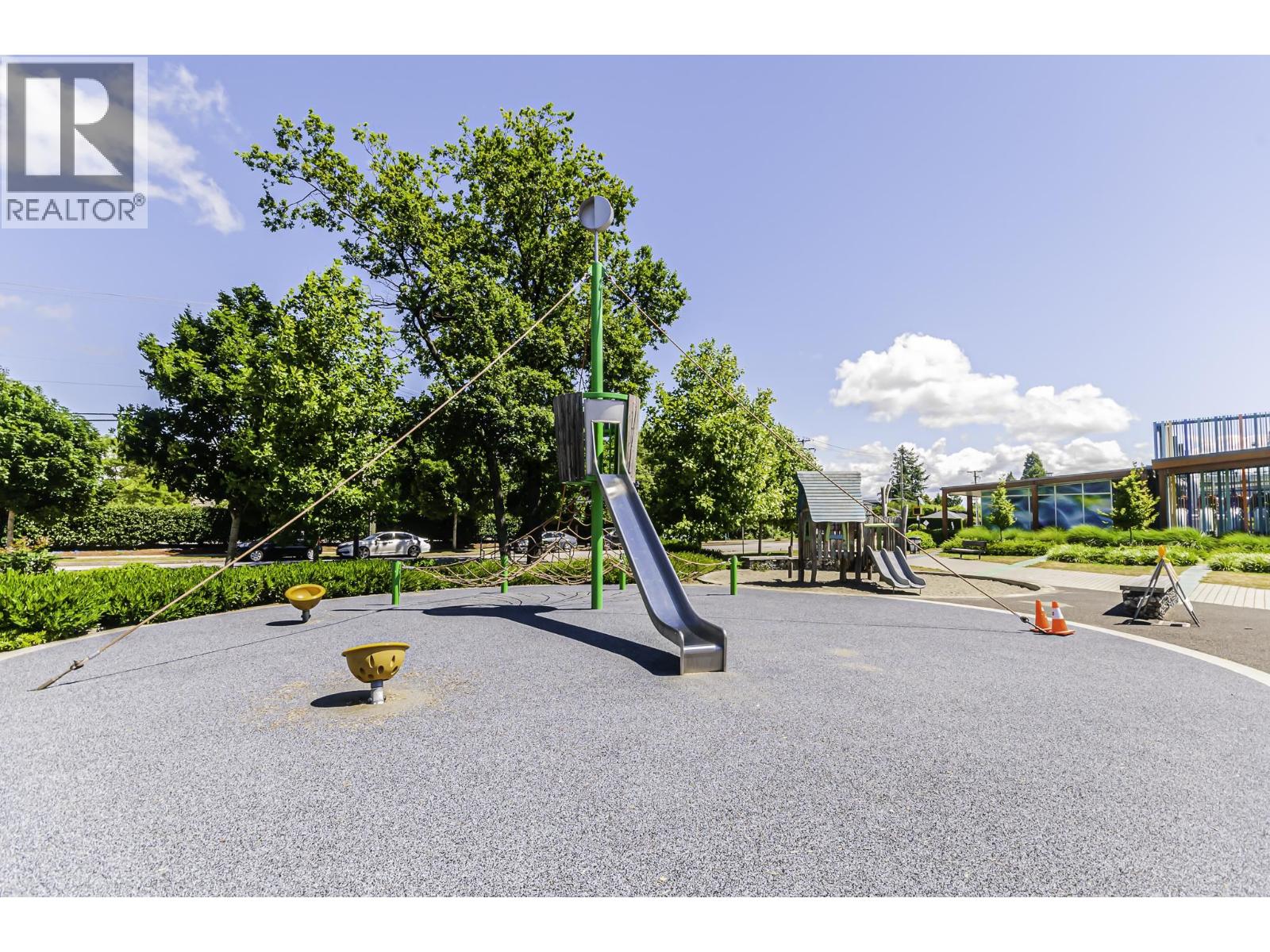 #205-9500 ODLIN Road, Richmond