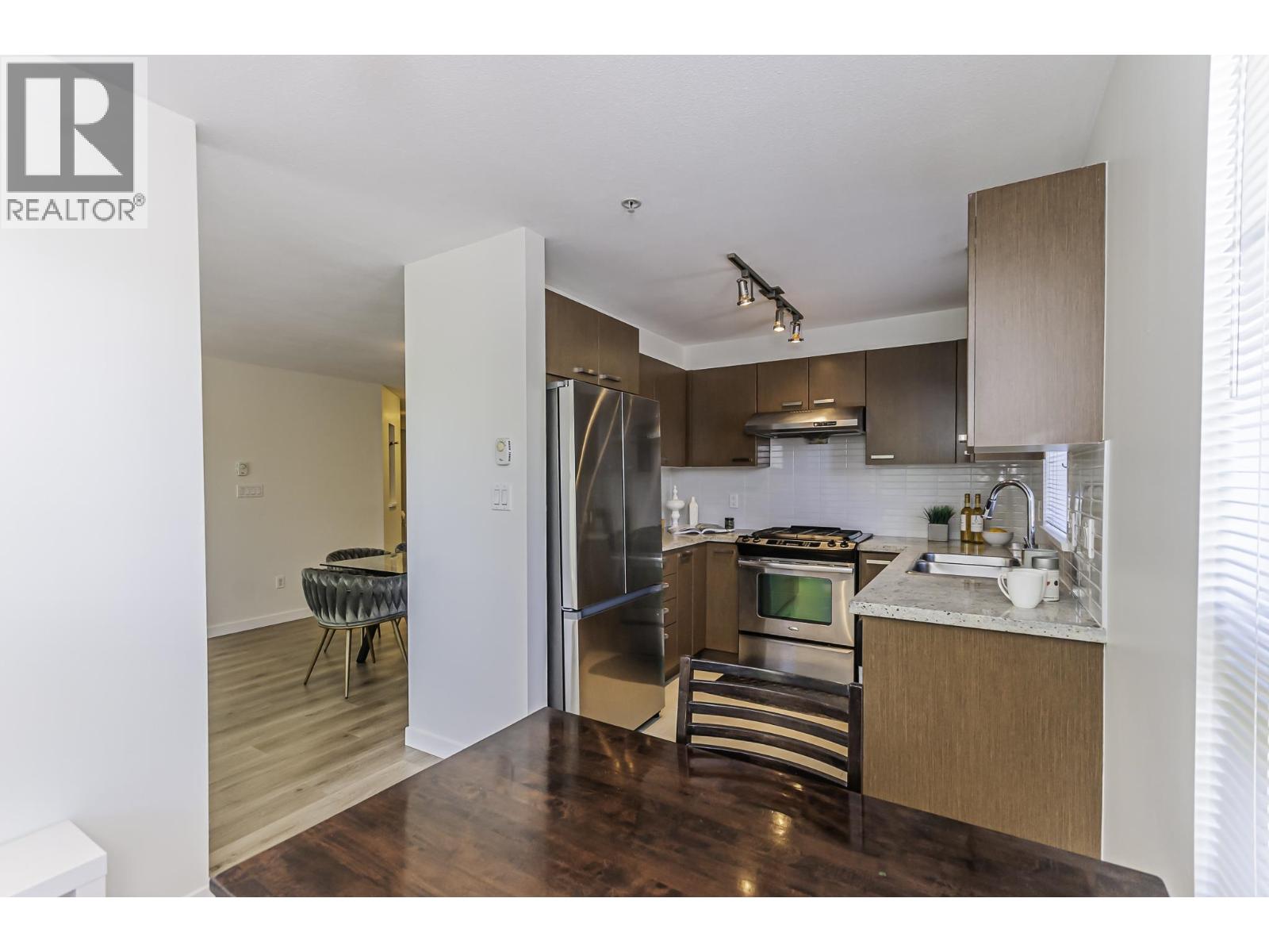 #205-9500 ODLIN Road, Richmond