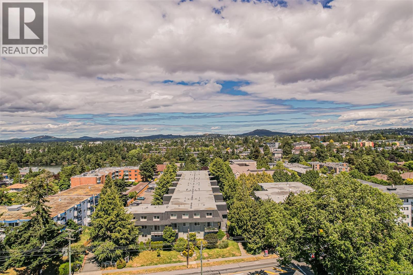 #1 840 Craigflower Rd - 38
