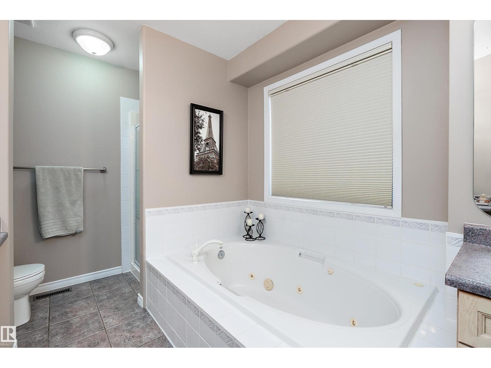 1105 KLARVATTEN CV NW — photo 48