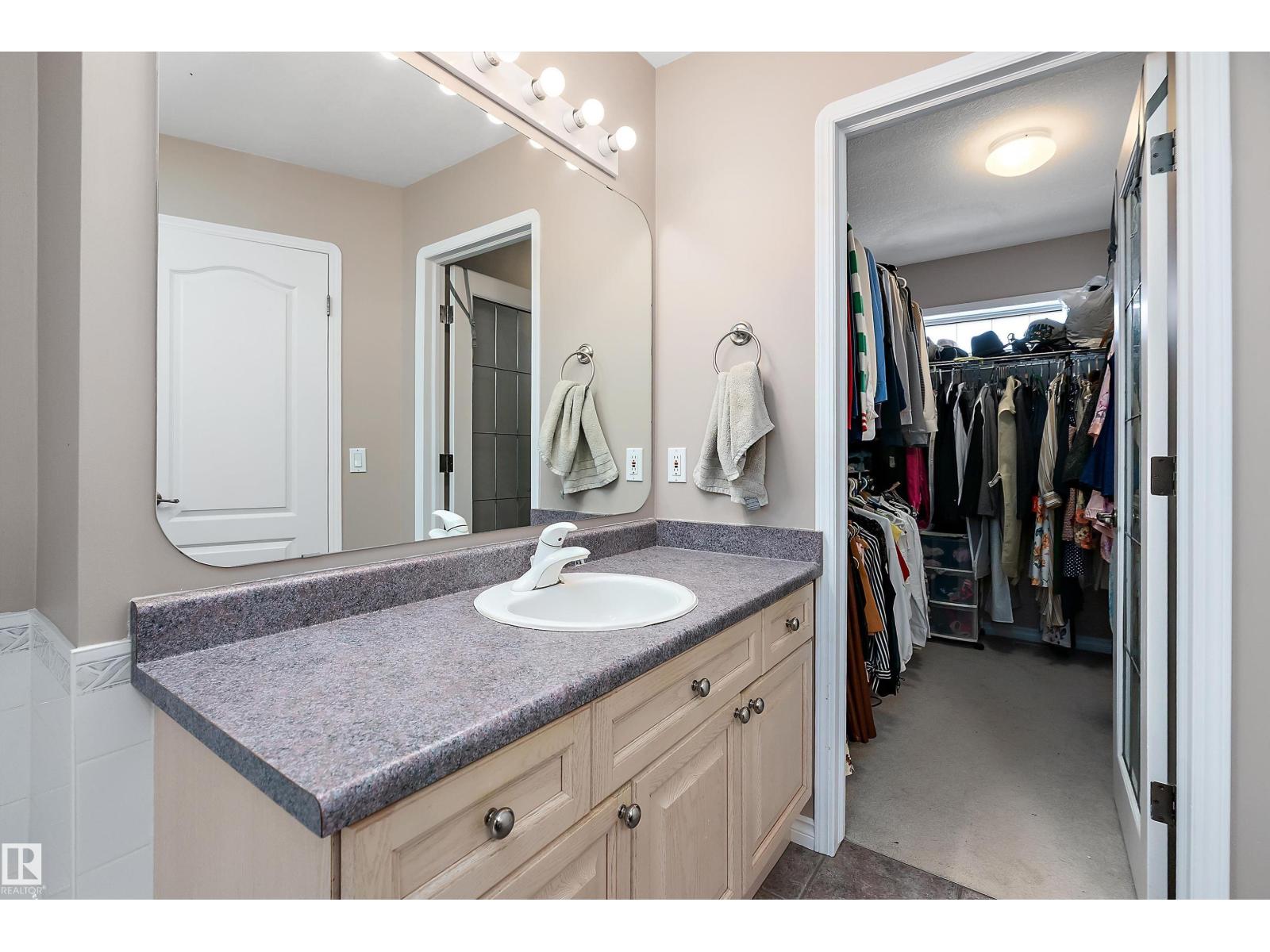1105 KLARVATTEN CV NW — photo 45
