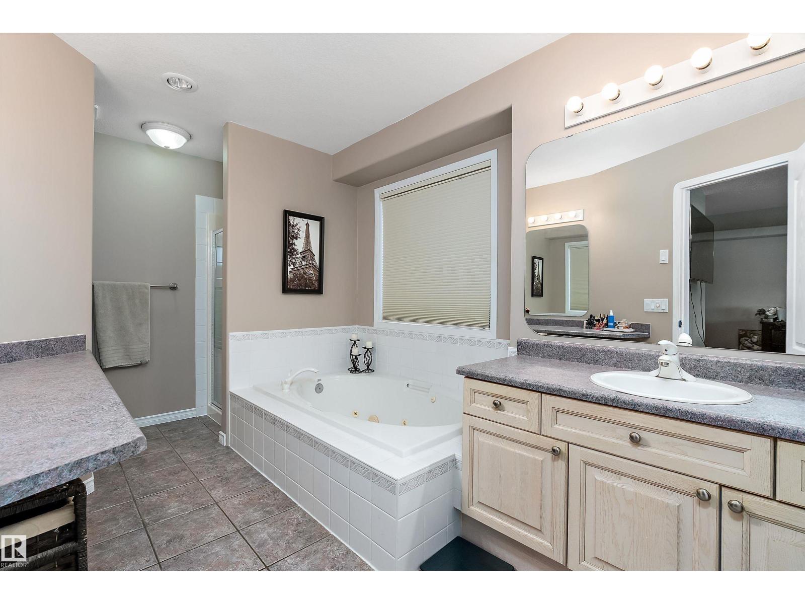 1105 KLARVATTEN CV NW — photo 42