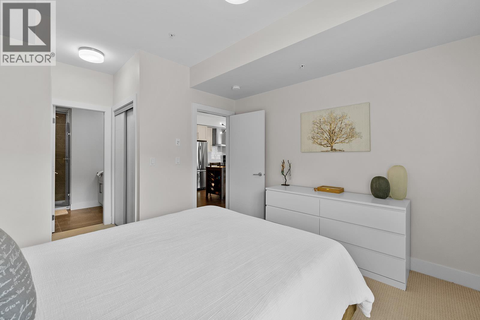 #121 4380 Lakeshore Road - 18
