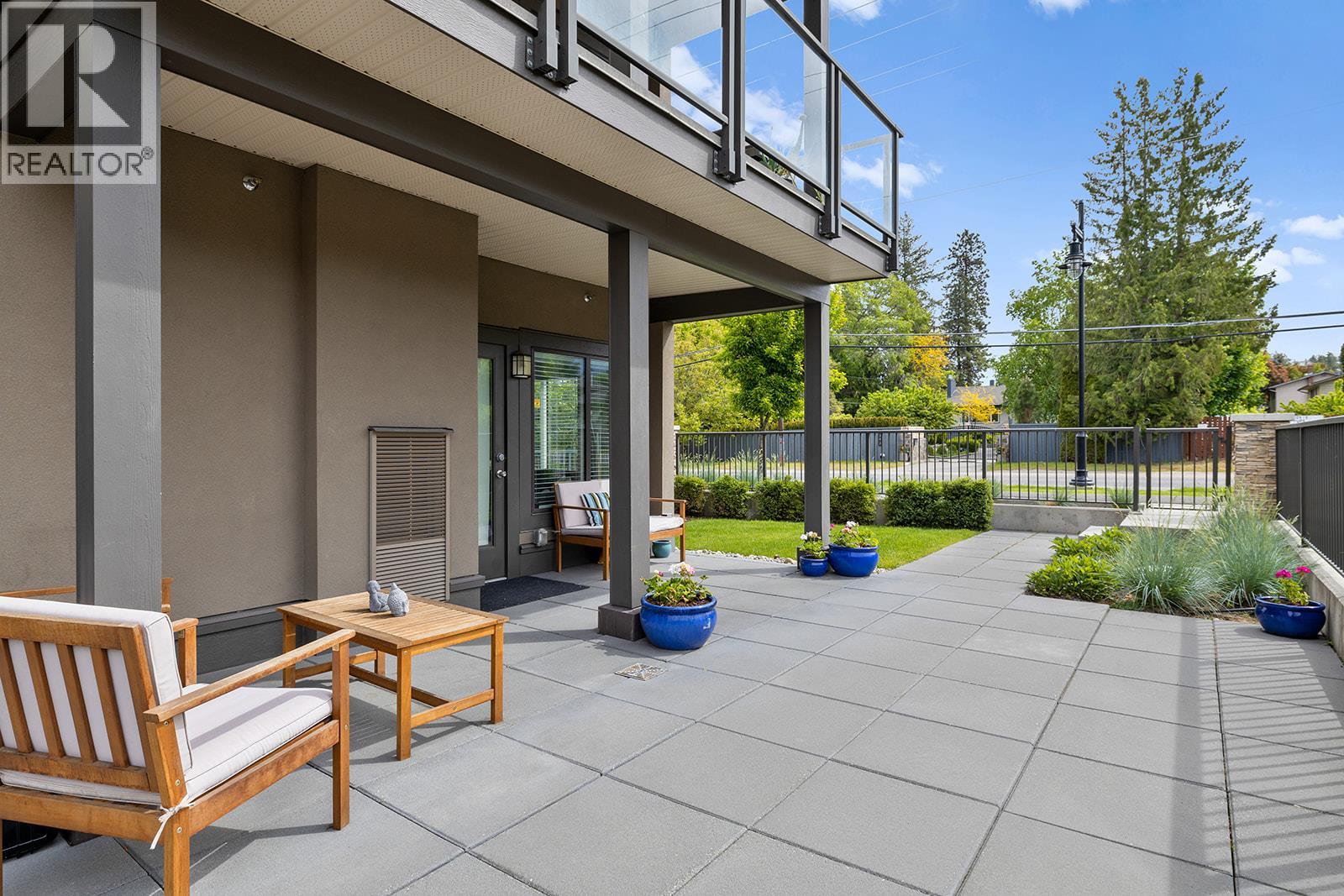 #121 4380 Lakeshore Road - 31