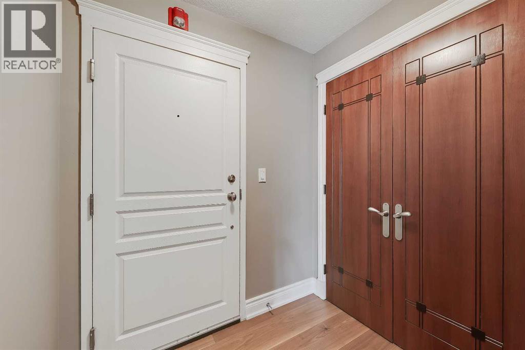 408, 4 14 Street NW - photo 5
