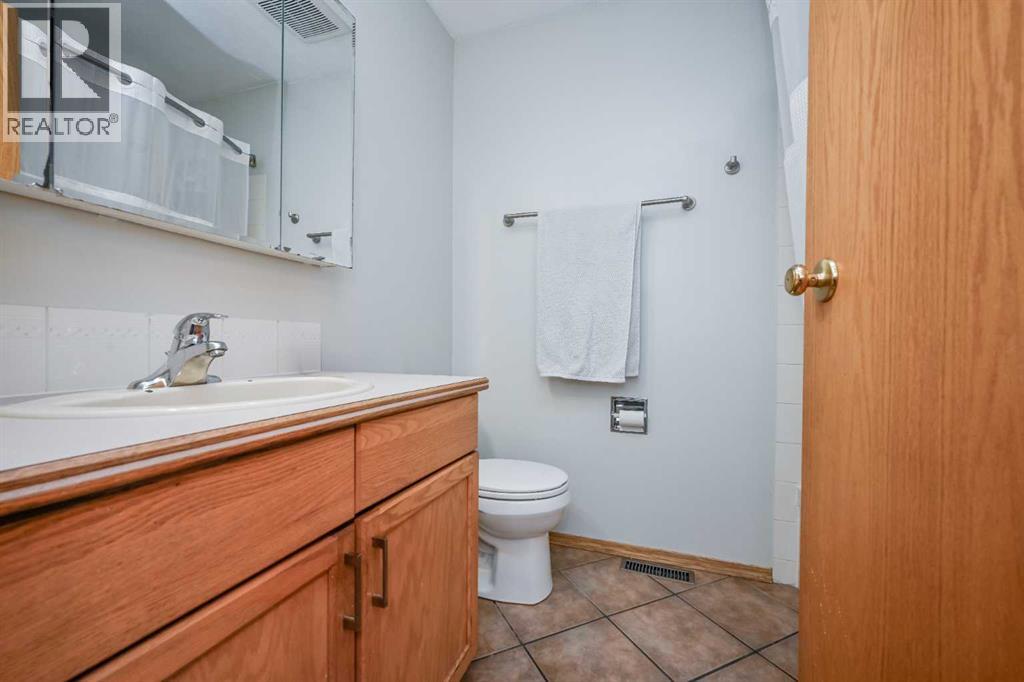 9123 105 Avenue - 14