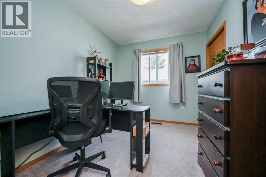 9123 105 Avenue - 16