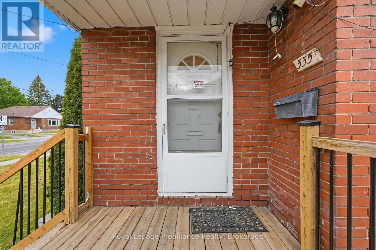 355 BRIDGE STREET E - 10