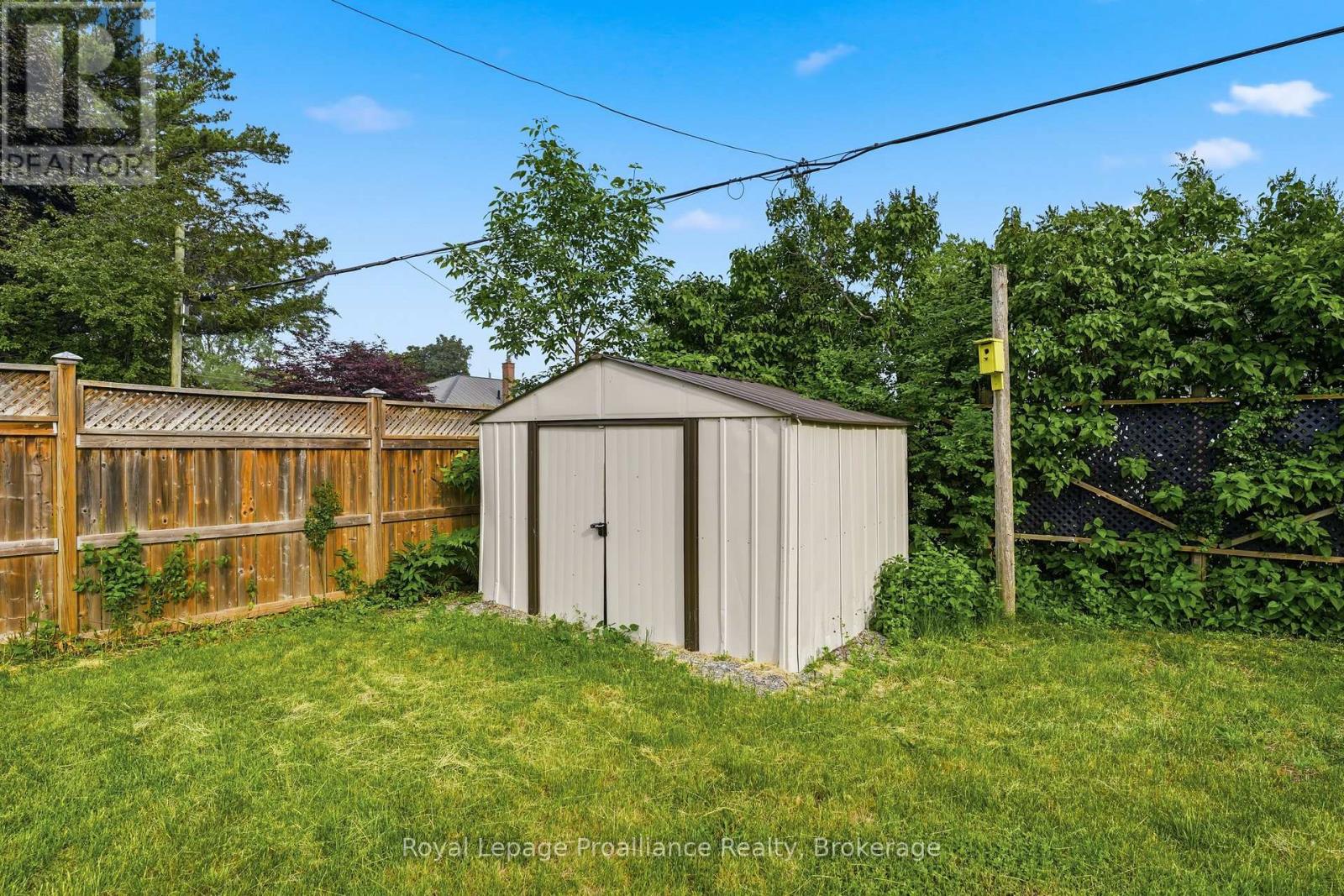 355 BRIDGE STREET E - 42
