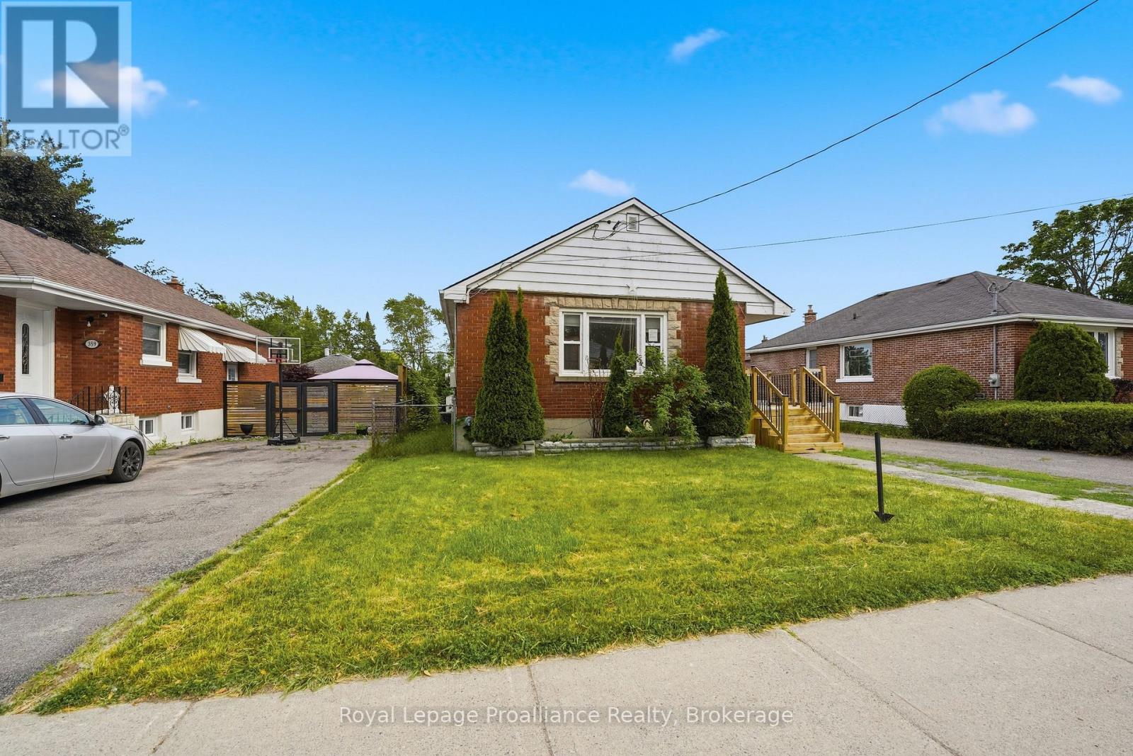 355 BRIDGE STREET E - 8