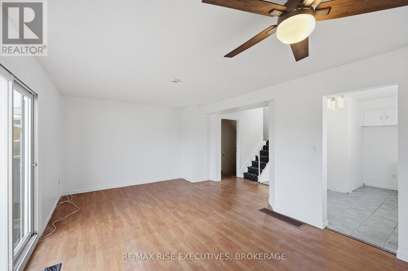 75 WYCLIFFE CRESCENT - 19