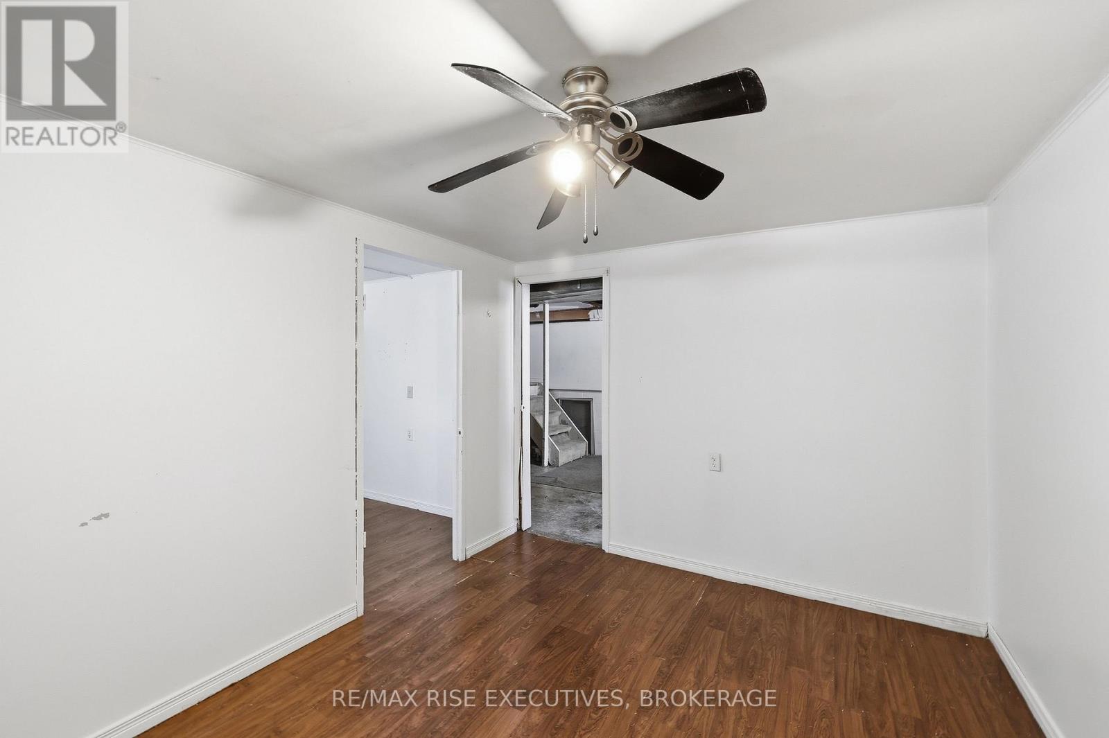 75 WYCLIFFE CRESCENT - 37