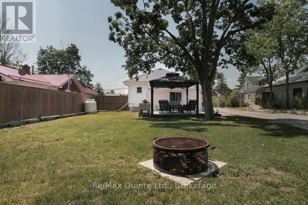 29 JOSEPH STREET - 32